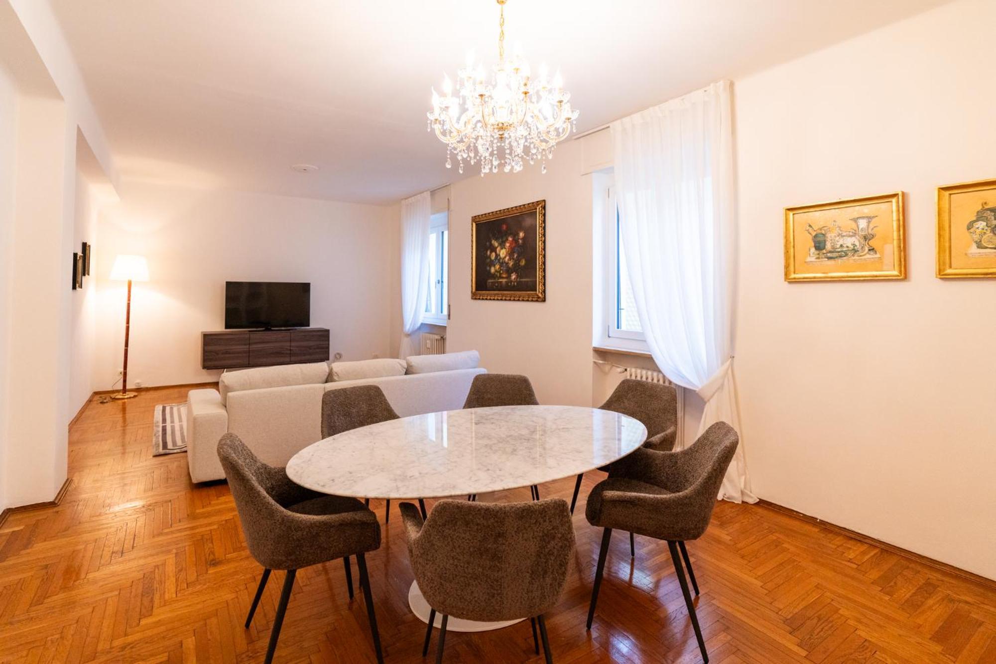 Domus Verona - Elegante Residenza Con Affaccio Su Porta Leoni Zimmer foto